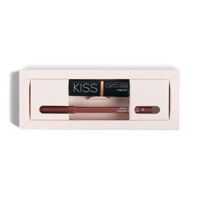 Nude Kiss